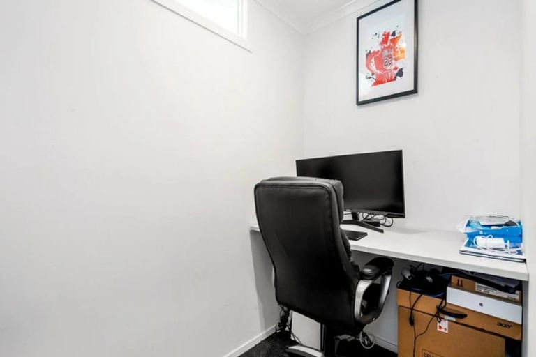 Photo of property in 76 Stace Hopper Drive, One Tree Point, 0118