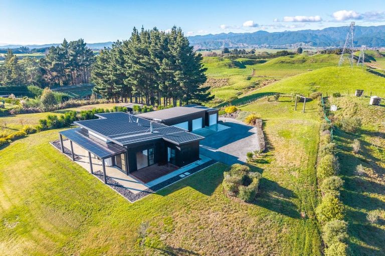 Photo of property in 9 Kristin Place, Manakau, Levin, 5573