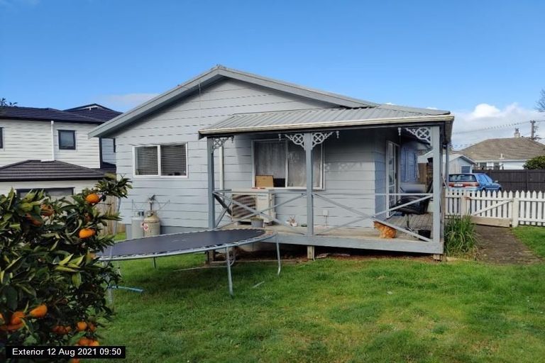 Photo of property in 2/23 Porchester Road, Papakura, 2110