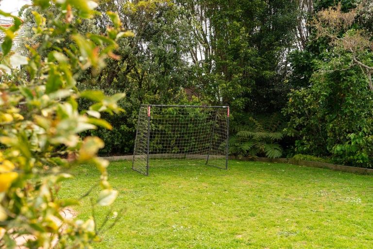 Photo of property in 8 Tisdall Street, Karori, Wellington, 6012