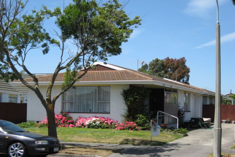 Photo of property in 40 Delaware Crescent, Russley, Christchurch, 8042