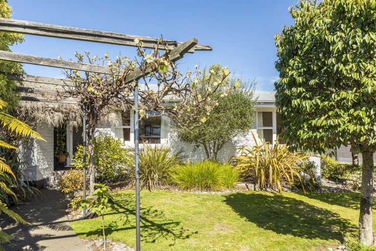 Photo of property in 125 Clarendon Terrace, Woolston, Christchurch, 8023