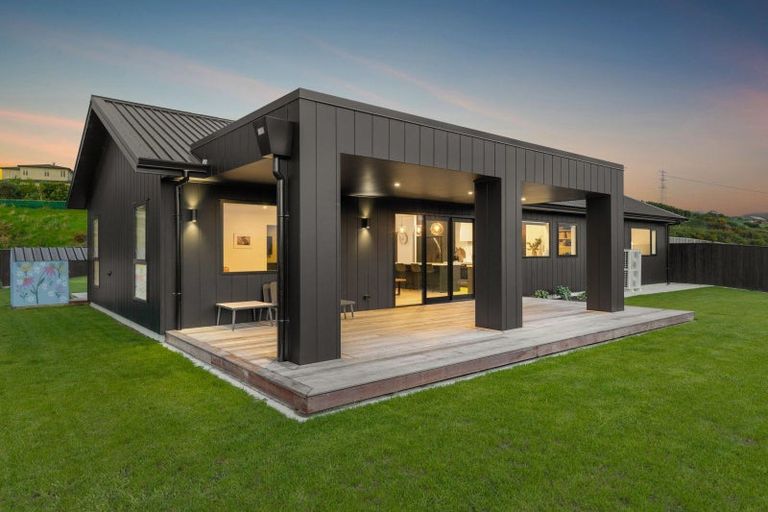 Photo of property in 29 Tuscany Way, Fitzherbert, 4410