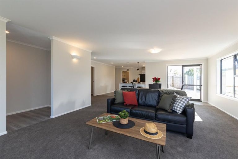 Photo of property in 10 Oldfield Lane, Marton, 4710