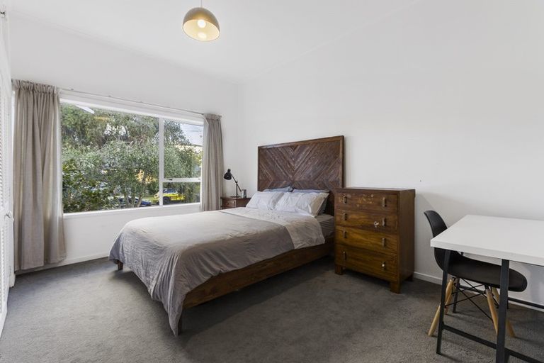 Photo of property in 19 Brook Street, Milford, Auckland, 0620
