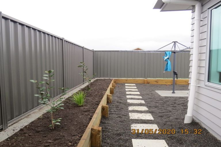 Photo of property in 13 Grooby Place, Havelock North, 4130