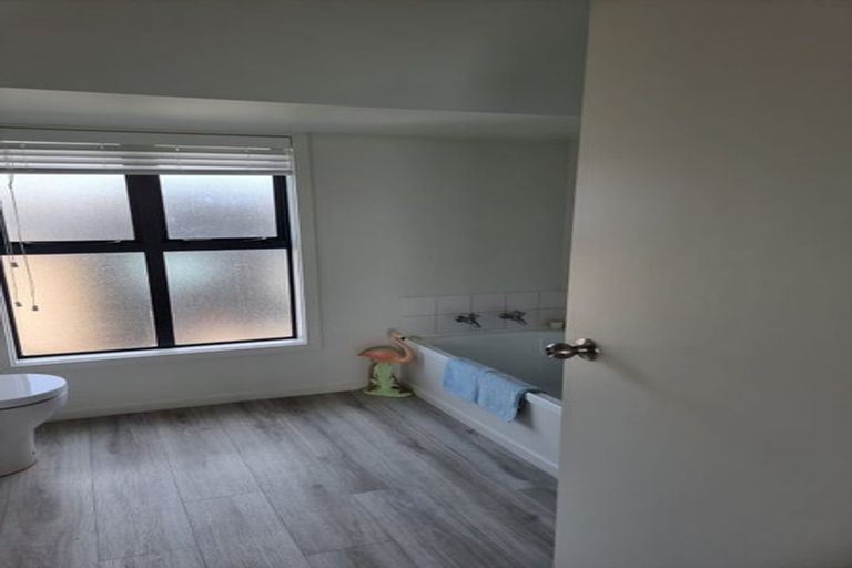 Photo of property in 2/49 Bishop Street, St Albans, Christchurch, 8014