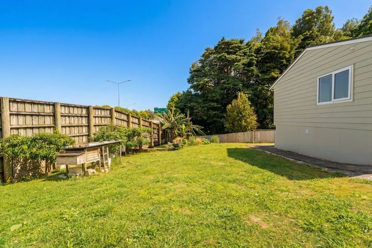 Photo of property in 5/17a Idesia Place, Totara Heights, Auckland, 2105