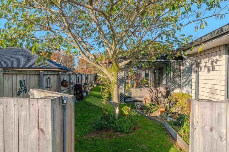Photo of property in 135 Victory Drive, Wharewaka, Taupo, 3330