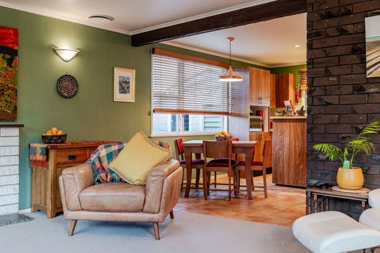 Photo of property in 3 Clarke Avenue, Highbury, Palmerston North, 4412