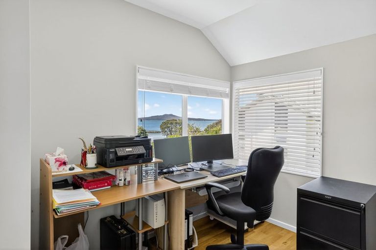 Photo of property in 70a Beach Road, Castor Bay, Auckland, 0620