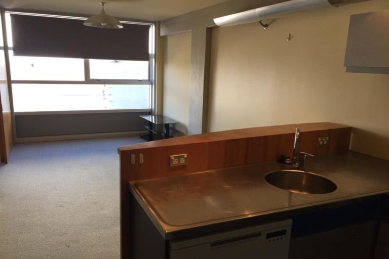 Photo of property in St Pauls Apartments, 88/43u Mulgrave Street, Thorndon, Wellington, 6011