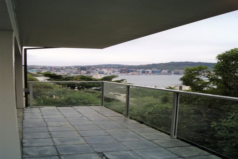 Photo of property in 9u4 Wilkinson Street, Oriental Bay, Wellington, 6011