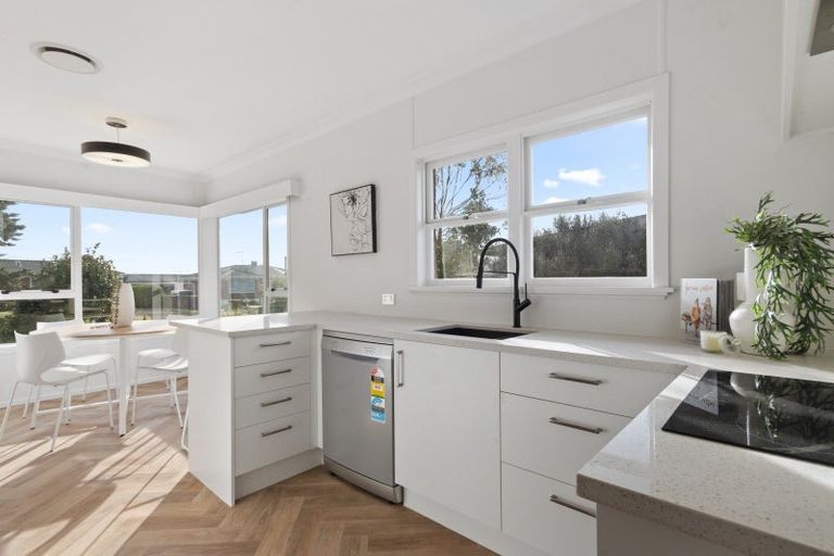 Photo of property in 10 Phillip Street, Pukekohe, 2120