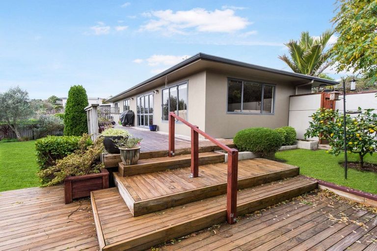 Photo of property in 21b Poplar Grove, Whalers Gate, New Plymouth, 4310