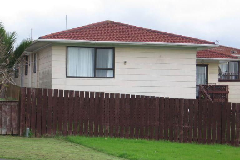 Photo of property in 27 Trevor Hosken Drive, Wiri, Auckland, 2104