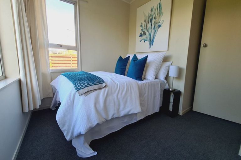 Photo of property in 1/24 Oxford Street, Taradale, Napier, 4112