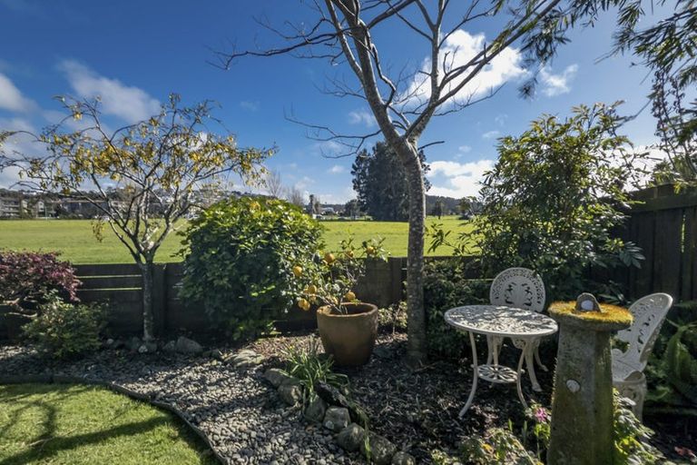 Photo of property in 2/93 Florence Avenue, Orewa, 0931