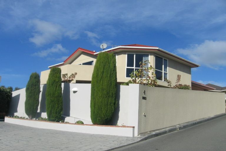 Photo of property in 2 Inlet Waters, Whitby, Porirua, 5024