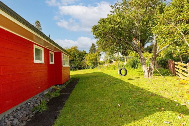 Photo of property in 12 Falkner Park, Taumarunui, 3920