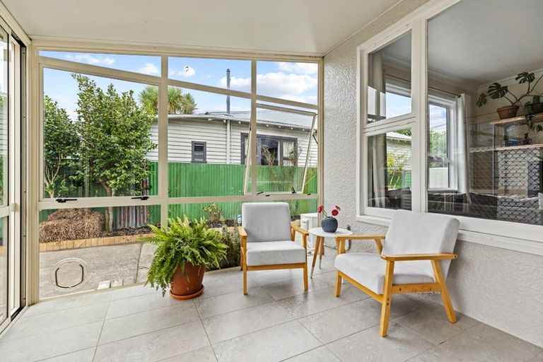 Photo of property in 5 Glasgow Street, Phillipstown, Christchurch, 8011