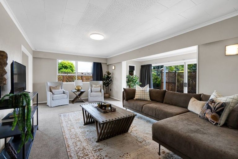 Photo of property in 147 Govett Avenue, Frankleigh Park, New Plymouth, 4310