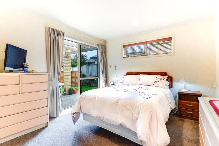 Photo of property in 7 Sovereign Isle Lane, Rototuna, Hamilton, 3210