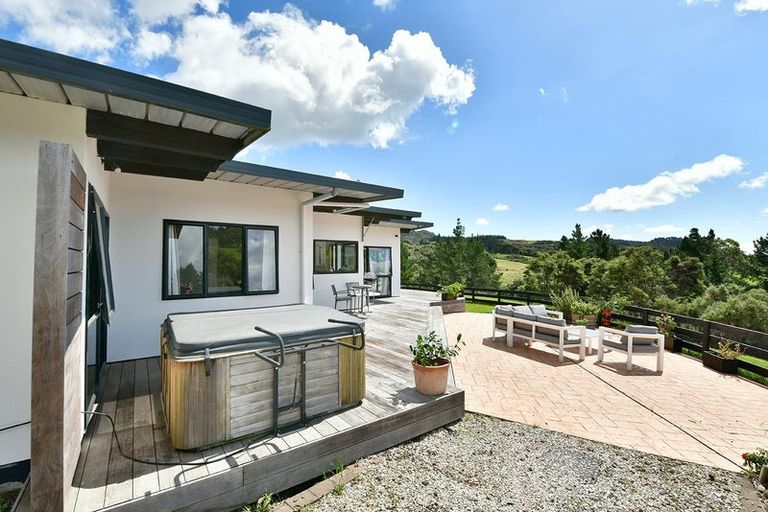Photo of property in 436 Kanohi Road, Kaukapakapa, 0873