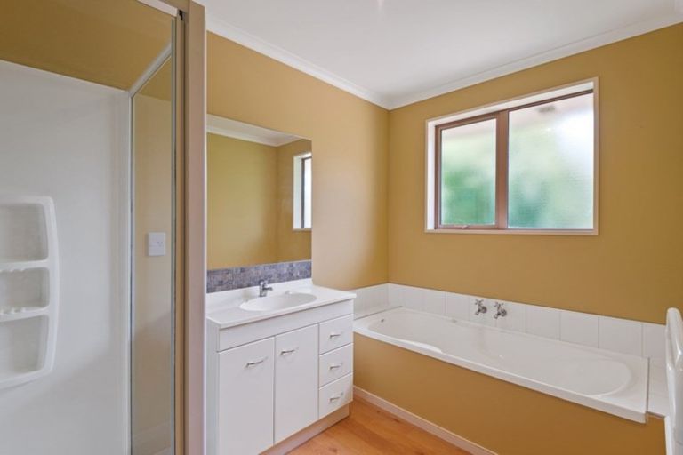 Photo of property in 75 Old Main Road North, Leithfield, Amberley, 7481