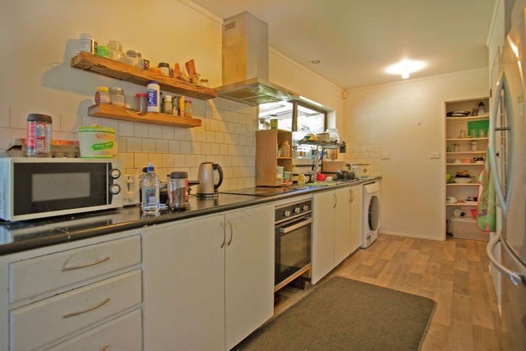 Photo of property in 44 Lee Street, Te Puke, 3119