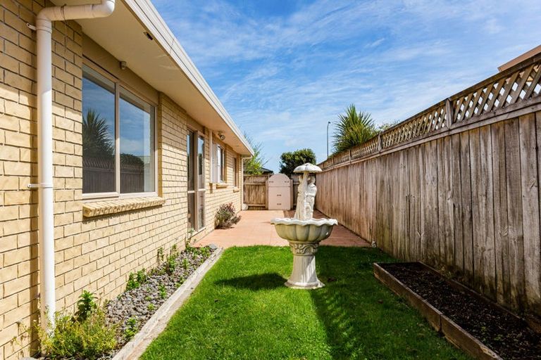 Photo of property in 2 Terry Lane, Paraparaumu Beach, Paraparaumu, 5032