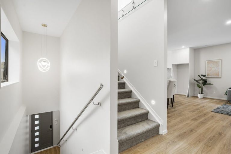 Photo of property in 15d/1 Verran Road, Birkenhead, Auckland, 0626