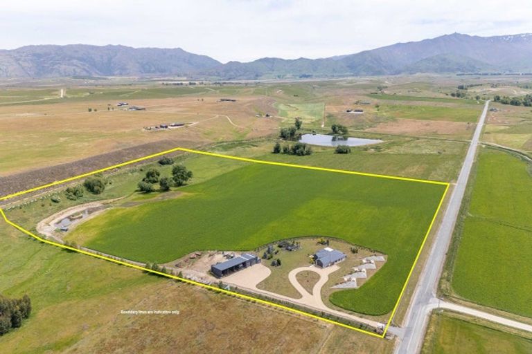 Photo of property in 57 Golden Road, Springvale, Alexandra, 9393