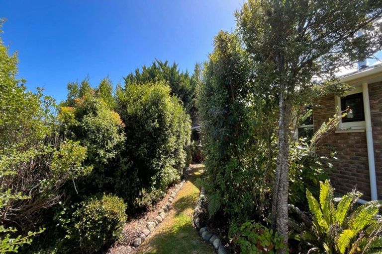 Photo of property in 19 Scott Street, Tuatapere, 9620