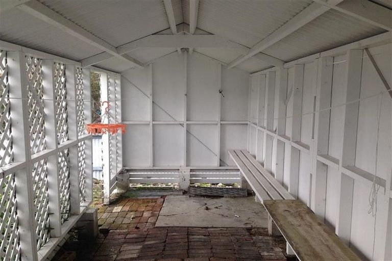 Photo of property in 20 Ribblesdale Road, Henderson, Auckland, 0612