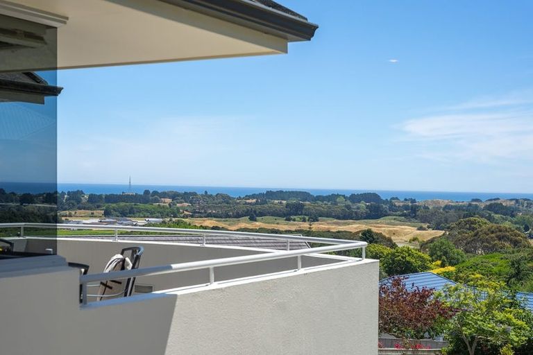 Photo of property in 3 Matata Place, Waikanae, 5036