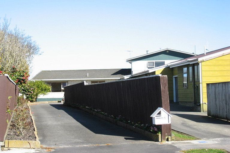 Photo of property in 8 Mcdonald Place, Marton, 4710