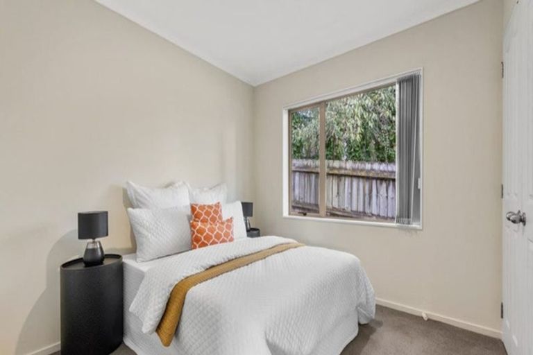 Photo of property in 17a Valley Road, Waiuku, 2123