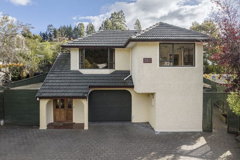 Photo of property in 360 Kaikorai Valley Road, Bradford, Dunedin, 9011