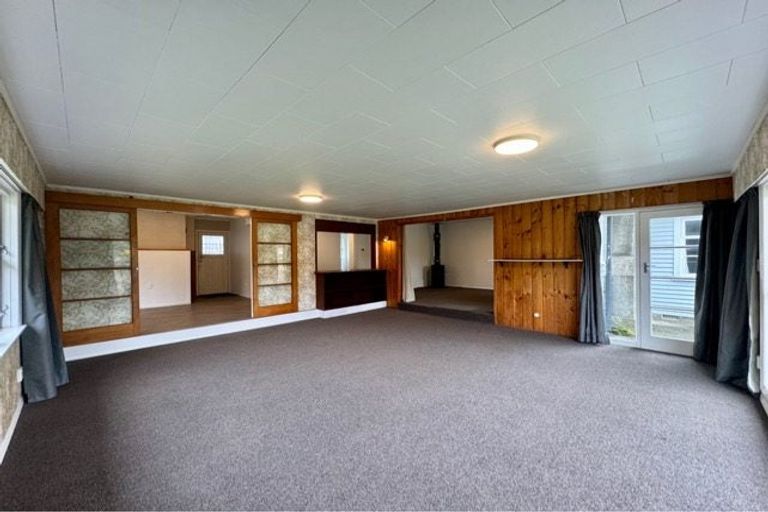 Photo of property in 457 Makara Road, Makara, Karori, 6972