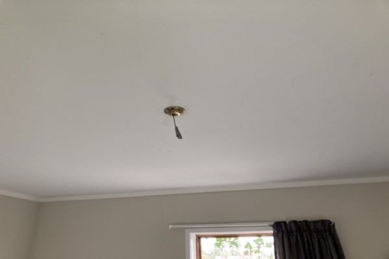 Photo of property in 7 Mirage Place, Beach Haven, Auckland, 0626