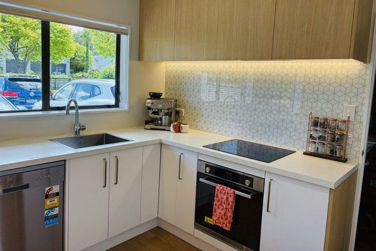 Photo of property in 23b Thorburn Avenue, Red Beach, 0932