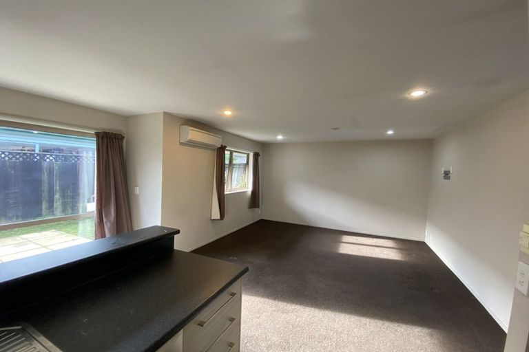 Photo of property in 2/105 Rattray Street, Riccarton, Christchurch, 8041