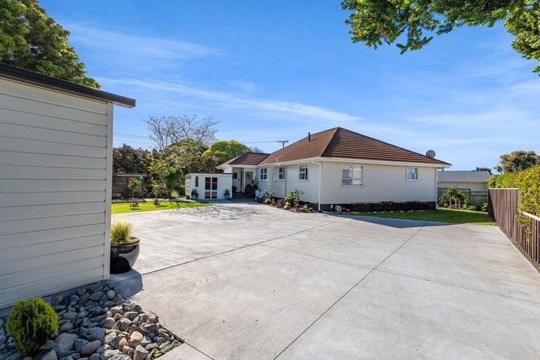 Photo of property in 16 Glen Almond Street, New Plymouth, 4310