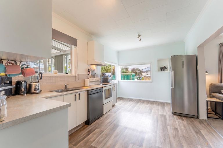 Photo of property in 6 Naylor Street, Waimate, 7924