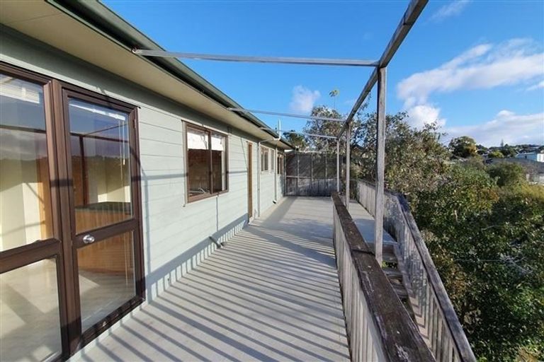 Photo of property in 13 Tainui Street, Torbay, Auckland, 0630