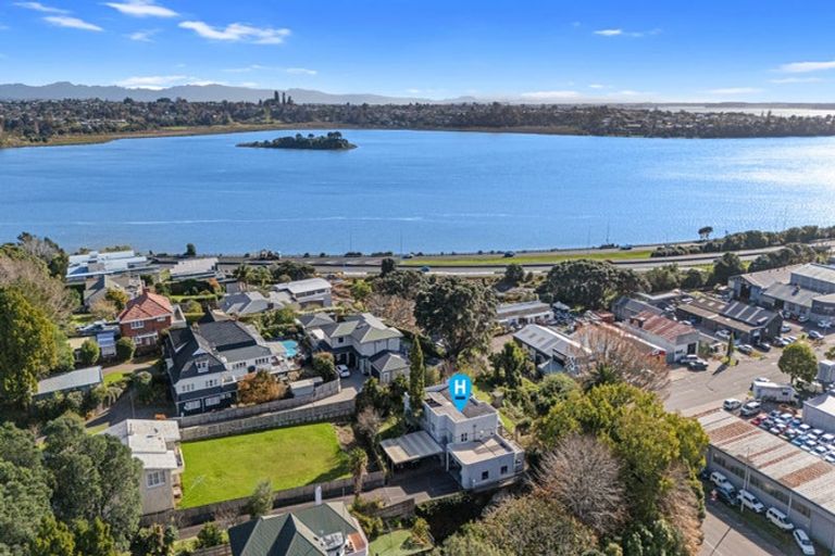 Photo of property in 97 Fourth Avenue, Tauranga, 3110