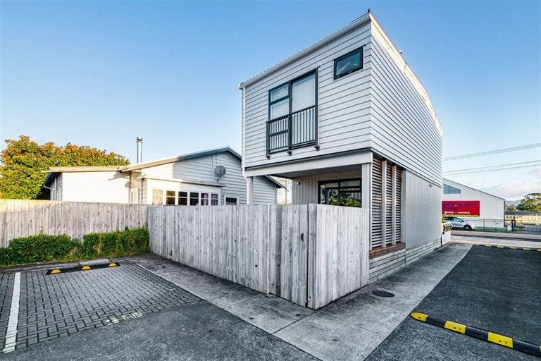 Photo of property in 31b Garelja Road, Henderson, Auckland, 0612