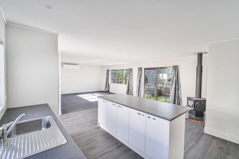 Photo of property in 1 Breadalbane Road, Havelock North, 4130