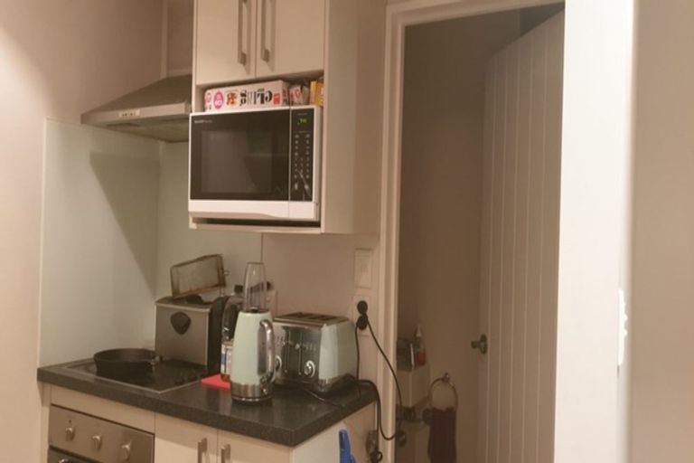 Photo of property in 2/473 Barbadoes Street, Edgeware, Christchurch, 8013